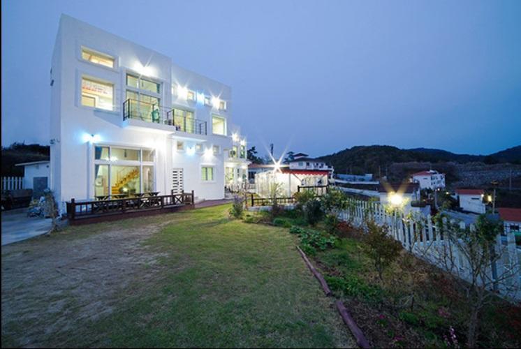 Sunmoon Pension Йосу Экстерьер фото